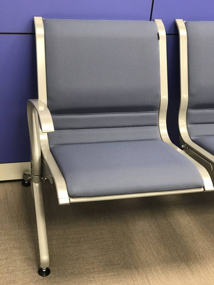 καθίσματα αναμονής σε ναυτιλιακή