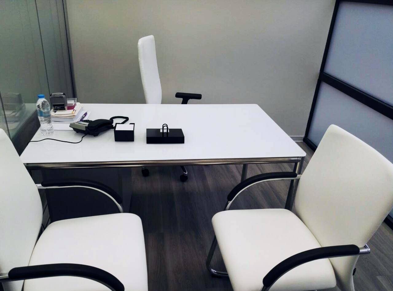 Εξοπλισμός επίπλων Ιατρείου Εξοπλισμός επίπλων Ιατρείου