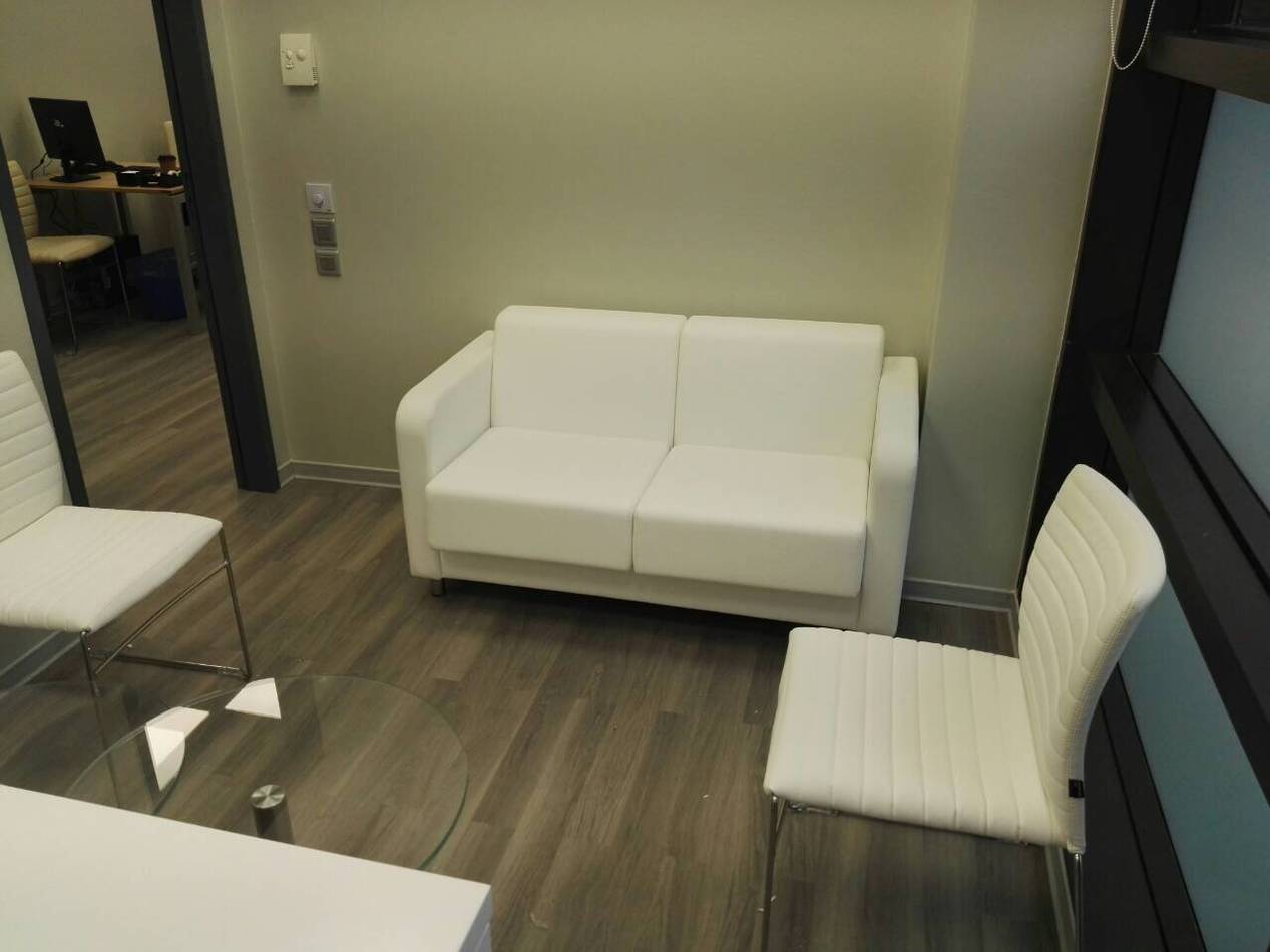 Εξοπλισμός επίπλων Ιατρείου