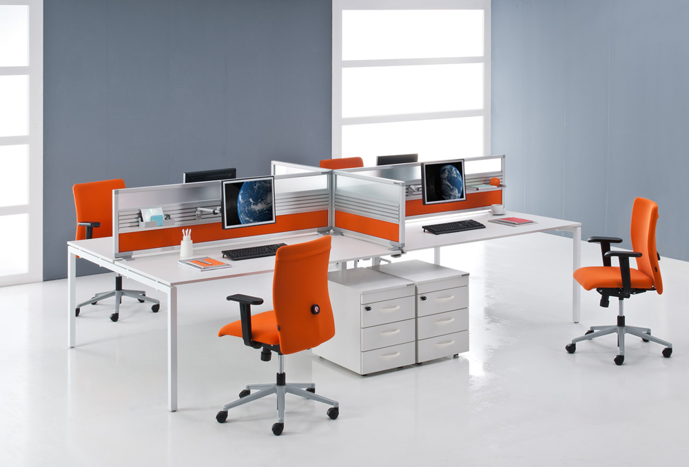 Σταθμός εργασίας 4 θέσεων Dromeas σειράς Neo διάστασης 320Χ160Χ73Η με σκελετό σε απόχρωση υπόλευκο και επιφάνεια σε απόχρωση υπόλευκο