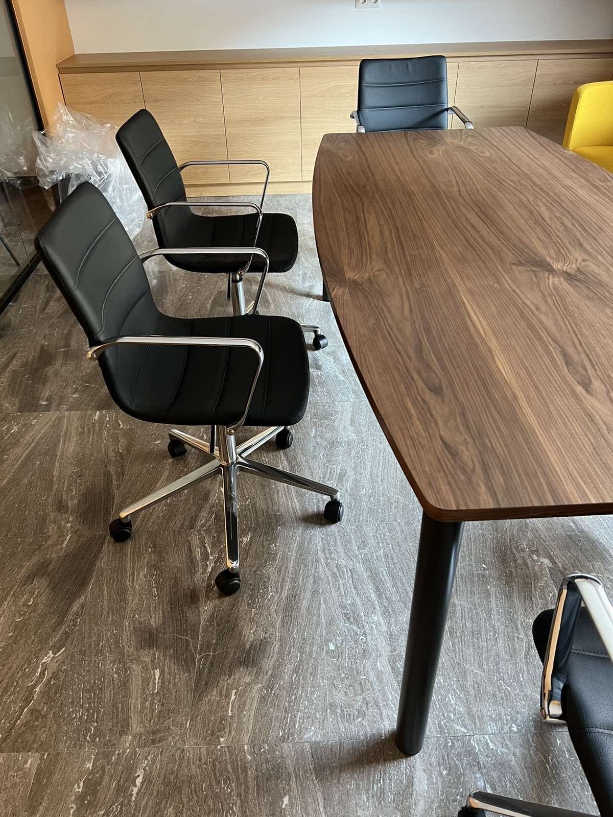 Εξοπλισμός γραφείων σε εταιρεία δικηγόρων