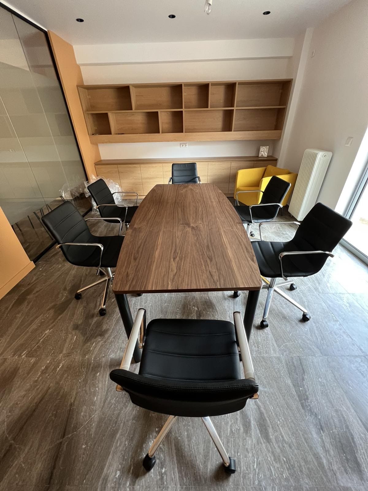 Εξοπλισμός γραφείων σε εταιρεία δικηγόρων